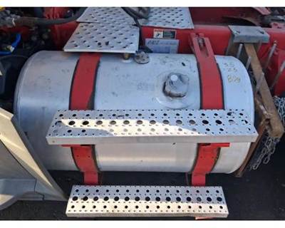 Freightliner Cascadia 125 Left Fuel Tank