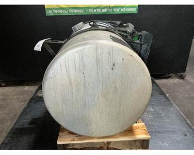 Freightliner Left Fuel Tank for a Freightliner Cascadia 125