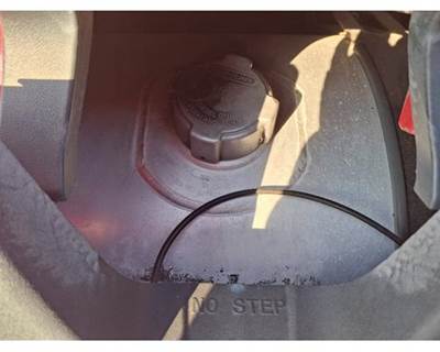 Freightliner Cascadia 125 Left Fuel Tank