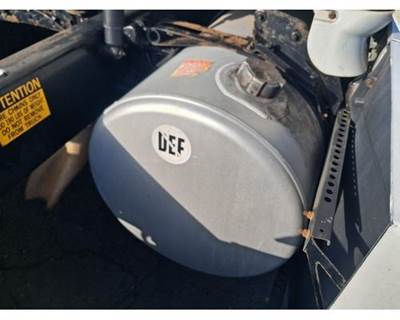 Freightliner Cascadia 125 Right Fuel Tank for a Freightliner CASCADIA