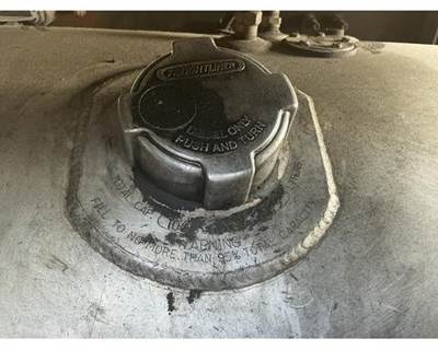 Freightliner Cascadia 126 Left Fuel Tank