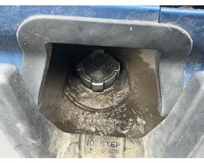 Freightliner Cascadia 126 Fuel Tank for a Freightliner CASCADIA