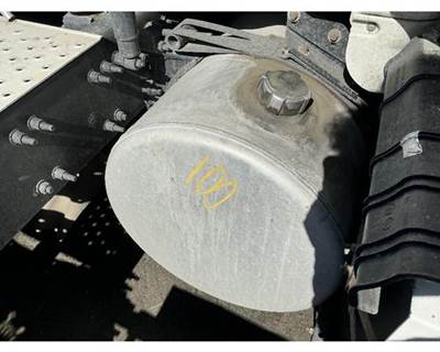 Freightliner Cascadia 126 Fuel Tank for a Freightliner CASCADIA