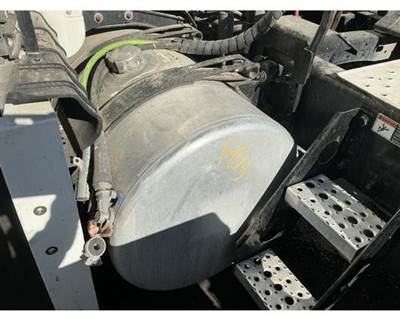 Freightliner Cascadia 126 Fuel Tank for a Freightliner CASCADIA