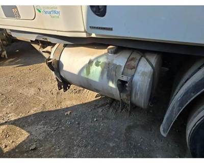 Freightliner Cascadia 132 Right Fuel Tank