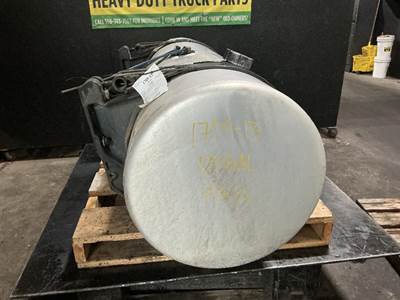 Freightliner Cascadia Left Fuel Tank