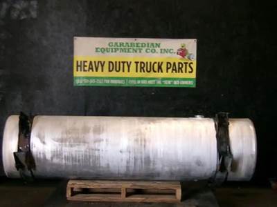 Freightliner Century Class 120 Right Fuel Tank