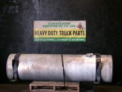Freightliner Century Class 120 Right Fuel Tank