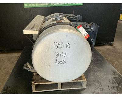 Freightliner Columbia 112 Left Fuel Tank