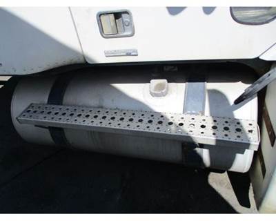 Freightliner Columbia 120 Right Fuel Tank