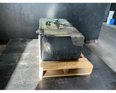 Freightliner FC70 CARGO Fuel Tank