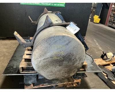 Freightliner FLD120 Right Fuel Tank