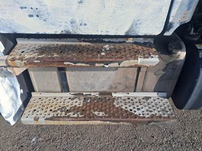 Freightliner M2 106 Left Fuel Tank