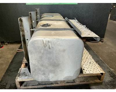 Freightliner M2 106 Fuel Tank