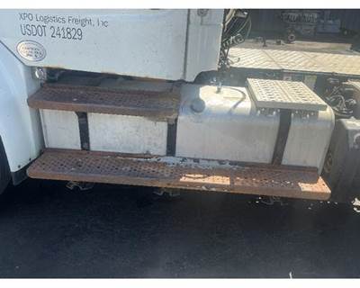 Freightliner M2 106 Fuel Tank