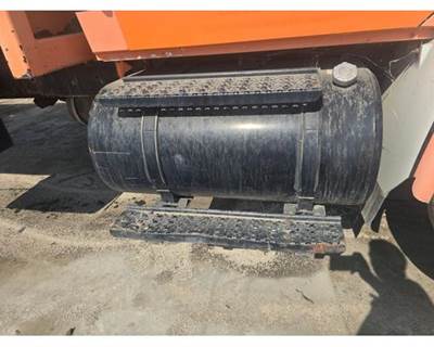 International 4300 Fuel Tank