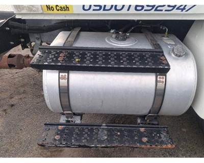 International 4400 Right Fuel Tank for a International DuraStar 4400