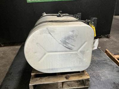 International 7600 Left Fuel Tank