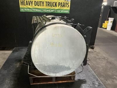 International 8600 Right Fuel Tank