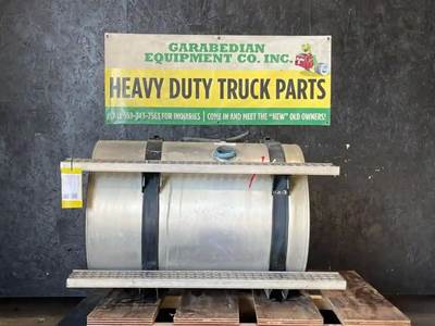 International 9200i Right Fuel Tank