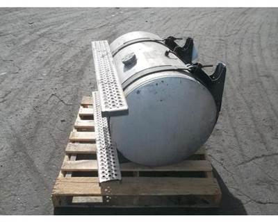 International 9200i Right Fuel Tank