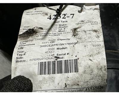 International 9200i Left Fuel Tank