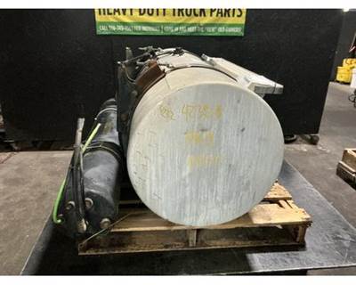 International 9200i Right Fuel Tank