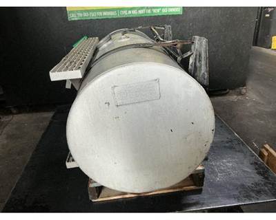 International F9370 Left Fuel Tank for a International F-9370