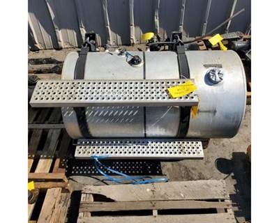 International LA617 Left Fuel Tank