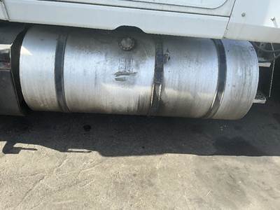 International LT625 Fuel Tank