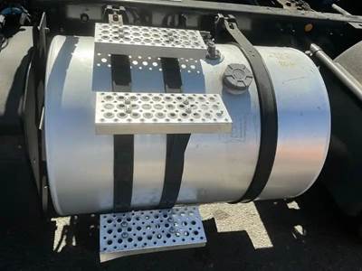 International RH613 Left Fuel Tank