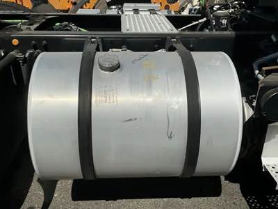 International RH613 Right Fuel Tank