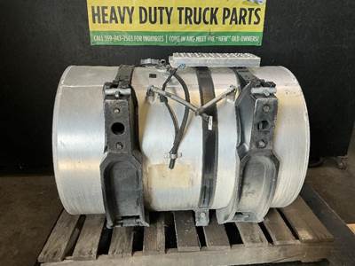 International RH613 Left Fuel Tank