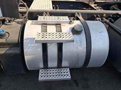 International RH613 Left Fuel Tank