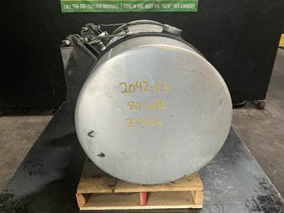 International RH613 Right Fuel Tank