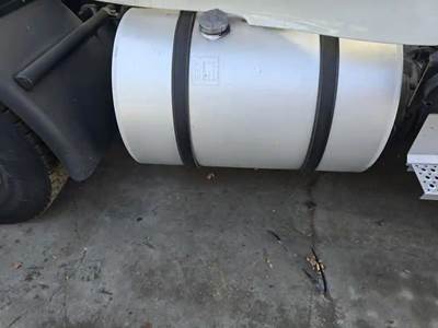 International RH613 Right Fuel Tank