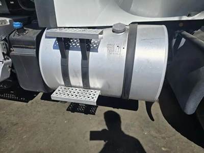 International RH613 Left Fuel Tank