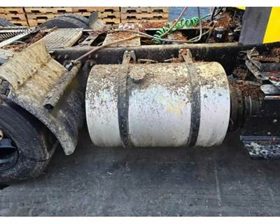 International RH613 Right Fuel Tank