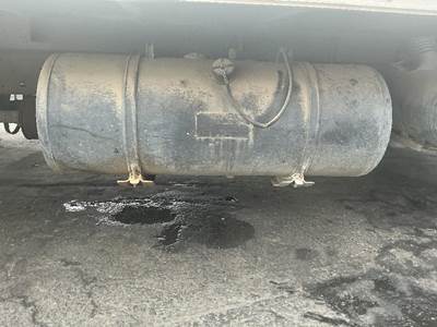 Isuzu NPR Right Fuel Tank