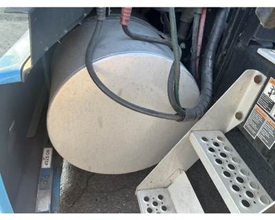 Kenworth T680 Left Fuel Tank