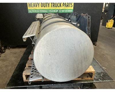Kenworth T680 Left Fuel Tank