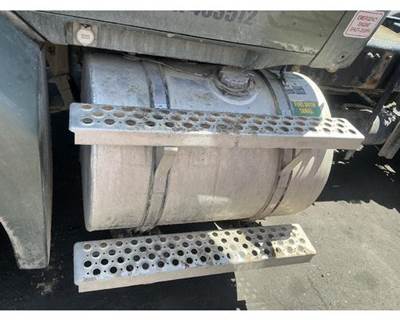 Kenworth T680 Fuel Tank