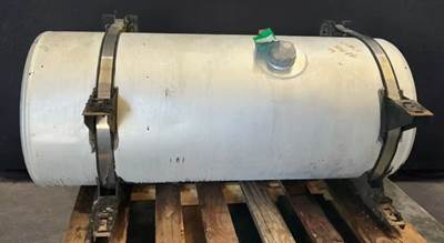 Mack CL713 Right Fuel Tank