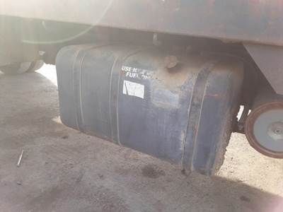 Mack Midliner MS250P Right Fuel Tank for a Mack MS250P