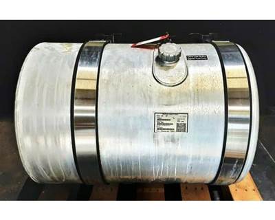Mack Pinnacle CXU612 Right Fuel Tank for a Mack CXU612