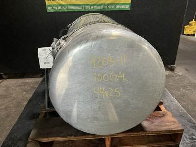Peterbilt 386 Right Fuel Tank