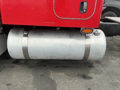 Peterbilt 386 Left Fuel Tank