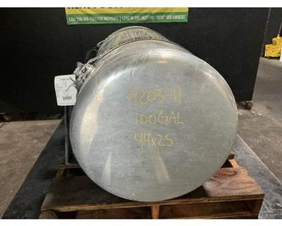 Peterbilt 386 Right Fuel Tank