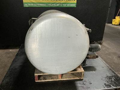 Peterbilt 579 Left Fuel Tank
