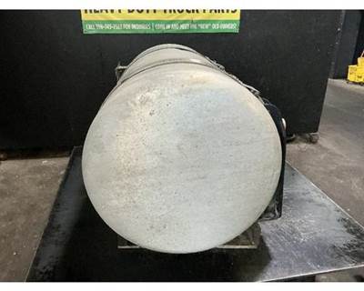 Peterbilt 579 Right Fuel Tank